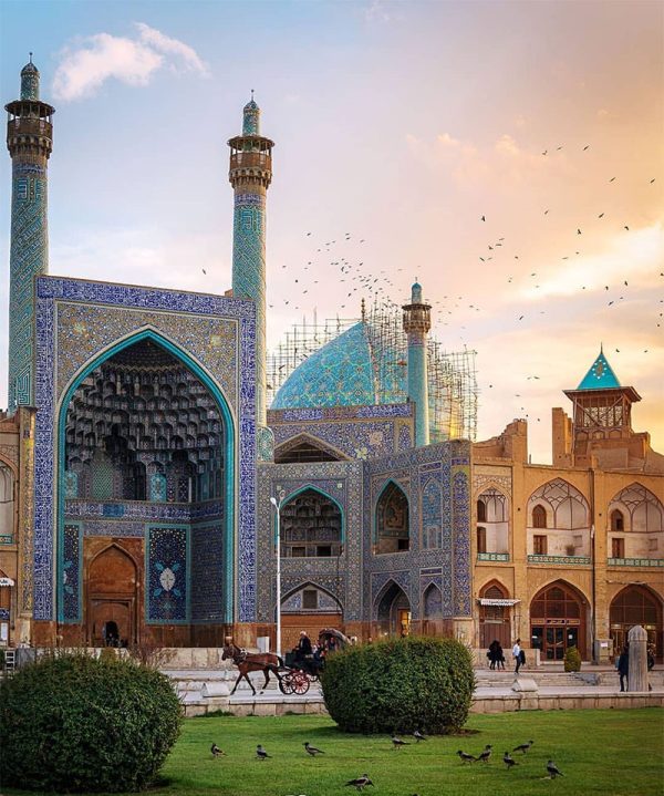مسجد شاه اصفهان، گشت اصفهان، سفرهای آخر هفته، تورهای آخر هفته