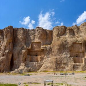 نقش رستم، تور پارسه پاسارگاد، سفرهای آخر هفته